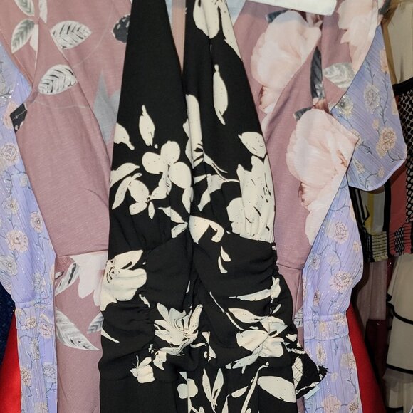 Last Chance DEAL- Floral Print Halter dress SZ 16 - Picture 2 of 5